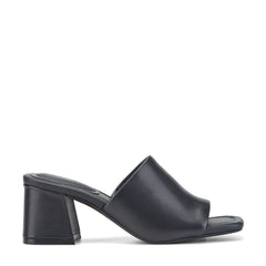 Rockport Women / Gracyn Slip-On Sandals - Black Leather