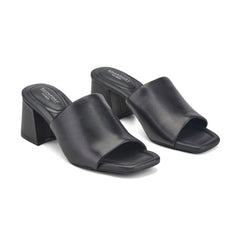 Rockport Women / Gracyn Slip-On Sandals - Black Leather
