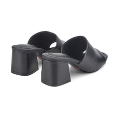 Rockport Women / Gracyn Slip-On Sandals - Black Leather