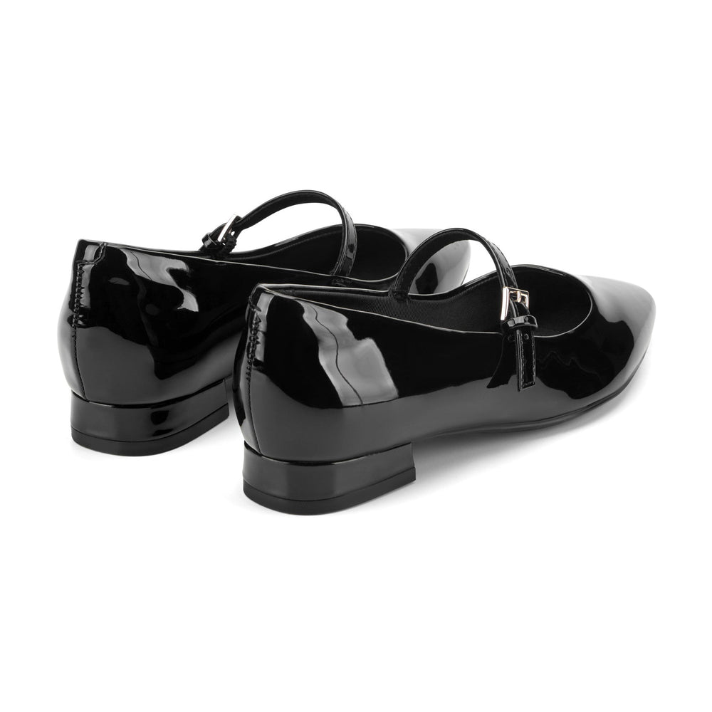 Rockport Women / Taren Total Motion Pointy Toe Dress Flats - Black